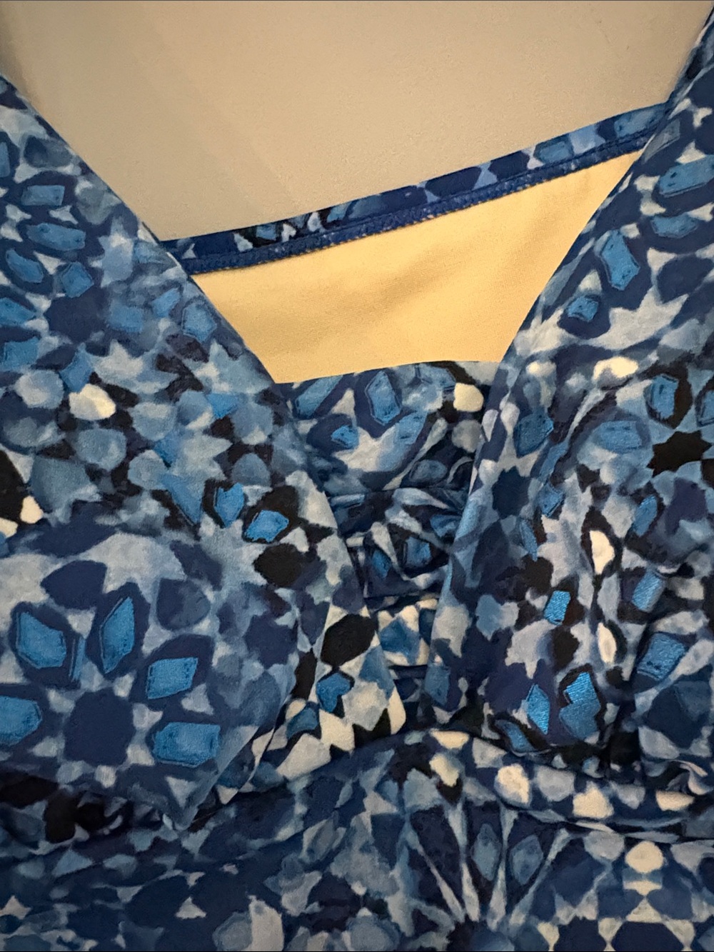 Miraclesuit Blue Mosaic Tankini Top - Picture 3 of 6